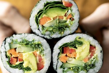 vegan japanese food, japanese food, japanese cuisine, veggie maki, maki, vegan maki, veggie rolls, veggie roll, vegan sushi, veggie sushi, avocado rolls